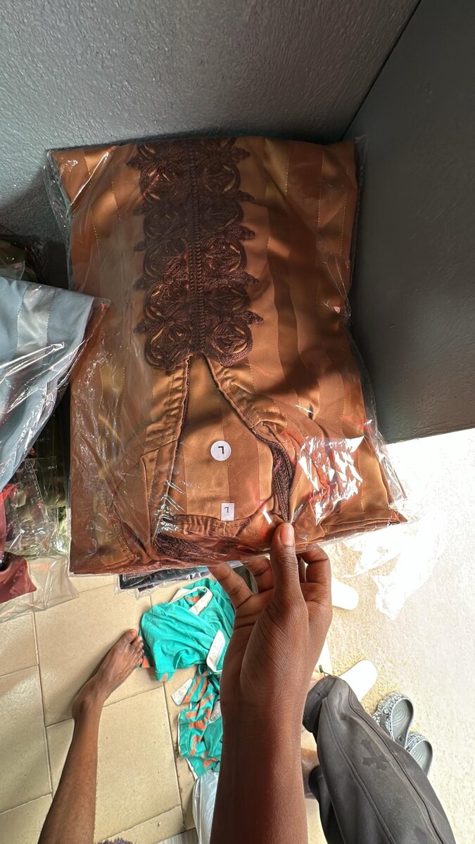 Djellaba en satin élégant
