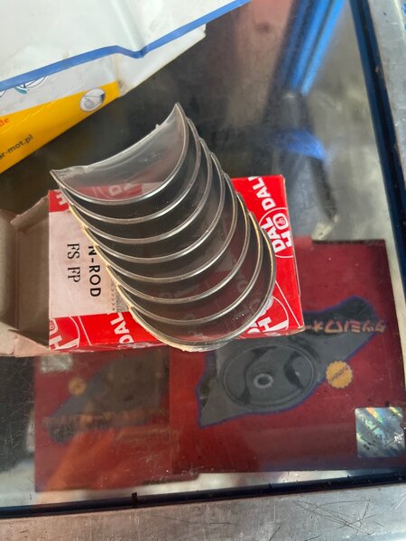 Вкладыш шатунный