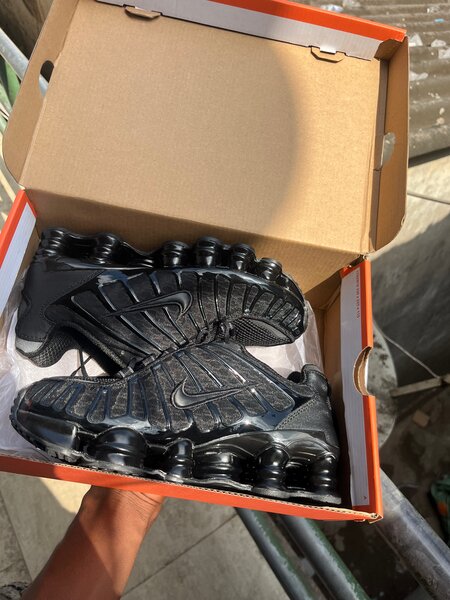 Nike shox