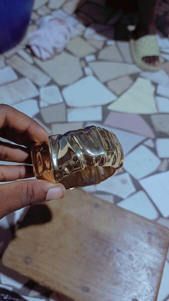 Bracelets, bagues, boucles d'oreilles tendances