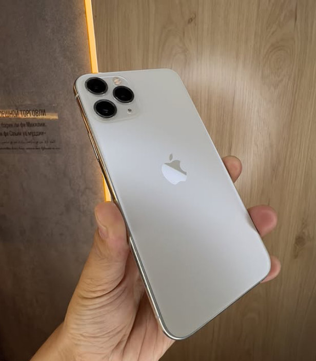 IPHONE 11 PRO