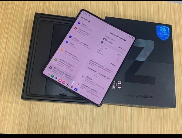 Samsung Galaxy Z Fold3 5G