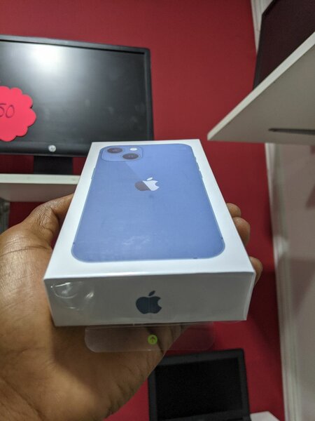 iPhone 13