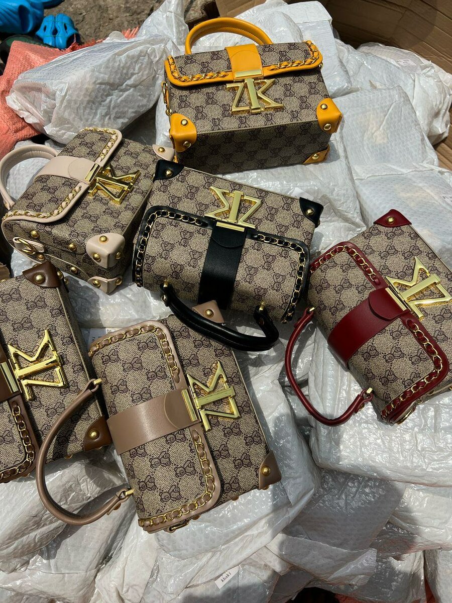 Sac à main moderne en cuir