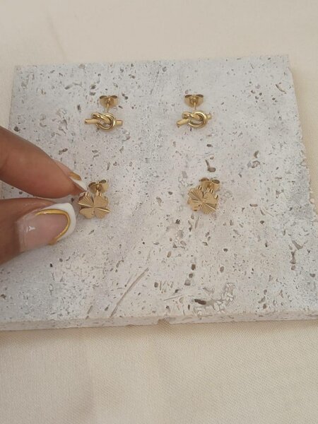 Boucles d'oreilles dorées