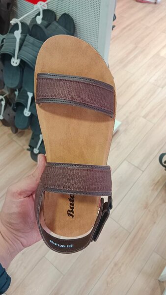 Sandal