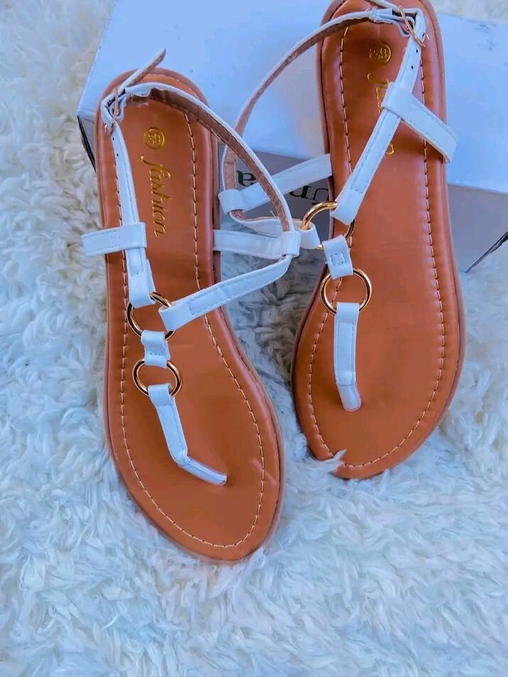 Ladies sandles