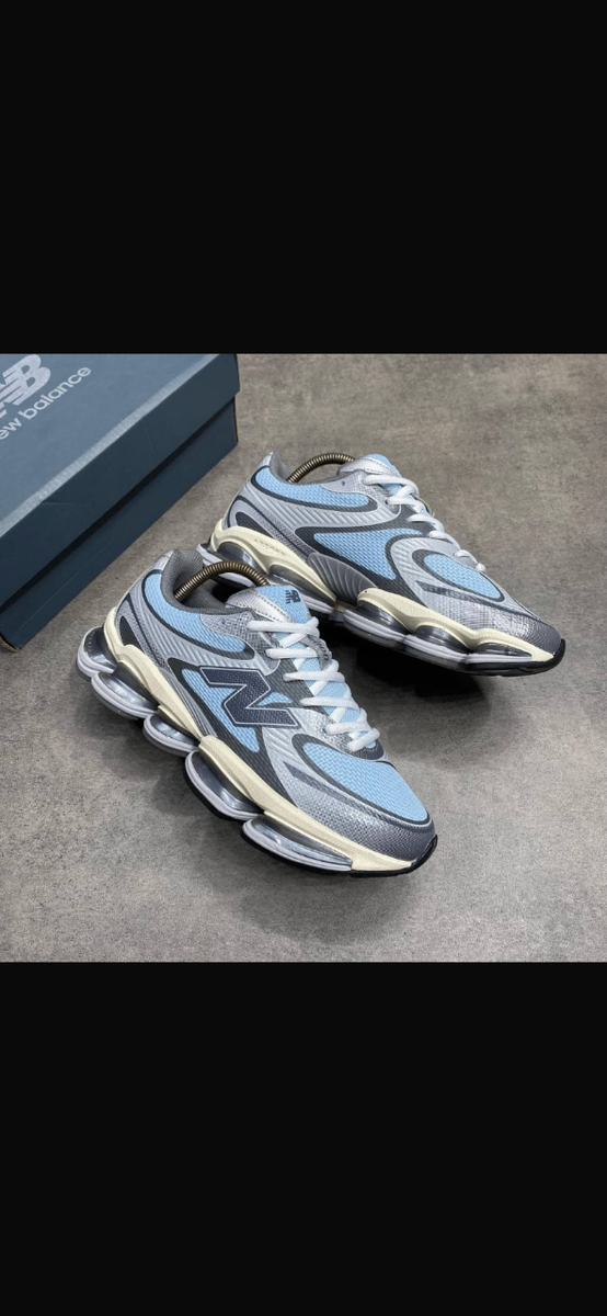 *New Balance 2000 Abzorb*