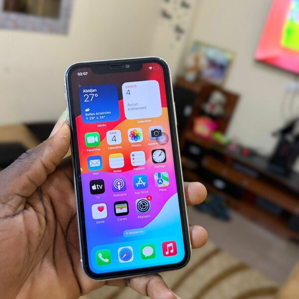 iPhone 11 64 giga sans id