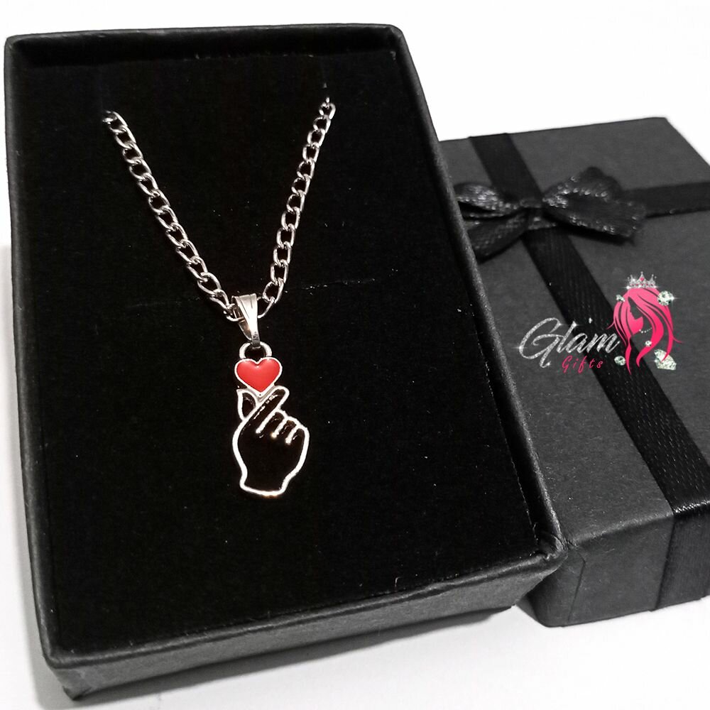 Finger Heart Necklace Gift Box