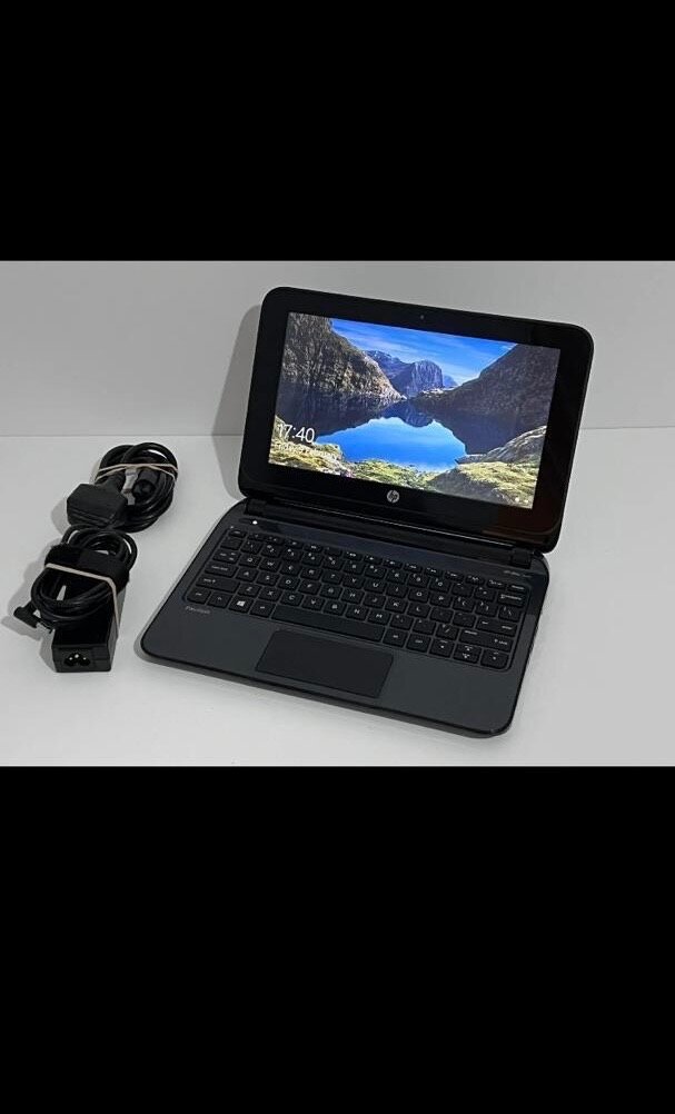 HP Pavilion TouchSmart 10-E 10.1" AMD A4-1200 Touchscreen