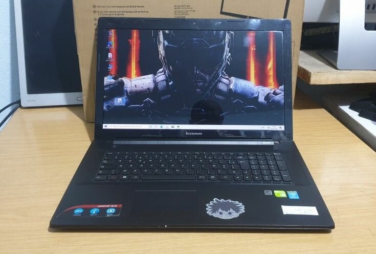 PC GAMING LENOVO 17 POUCES