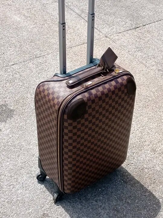 Valise élégante à roulettes