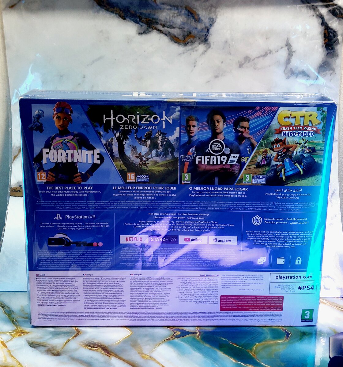 PS4 slim craqué 8jeux