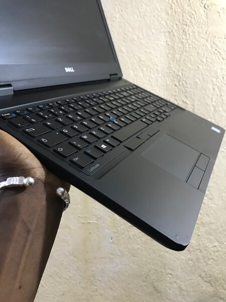 Ordinateur Portable Dell Pro