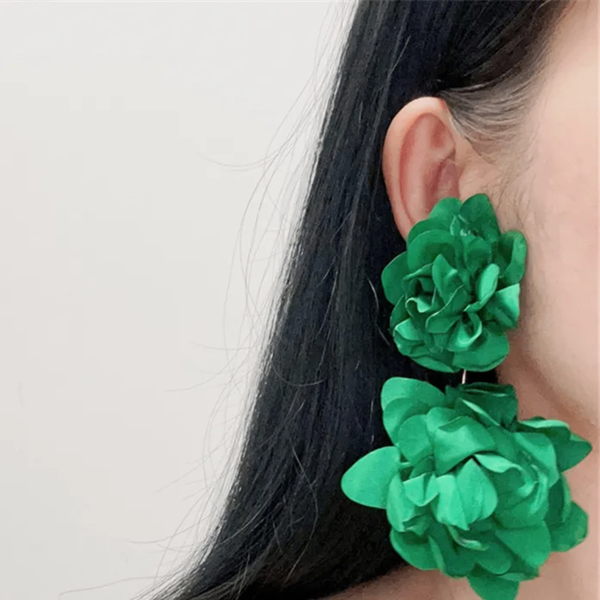 Boucles d'oreilles fleurs audacieuses