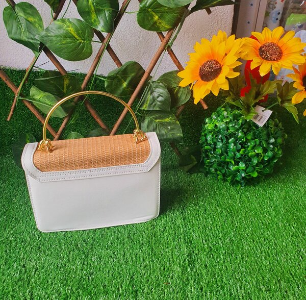 SAC A MAIN CHIC ET FASHION blanc