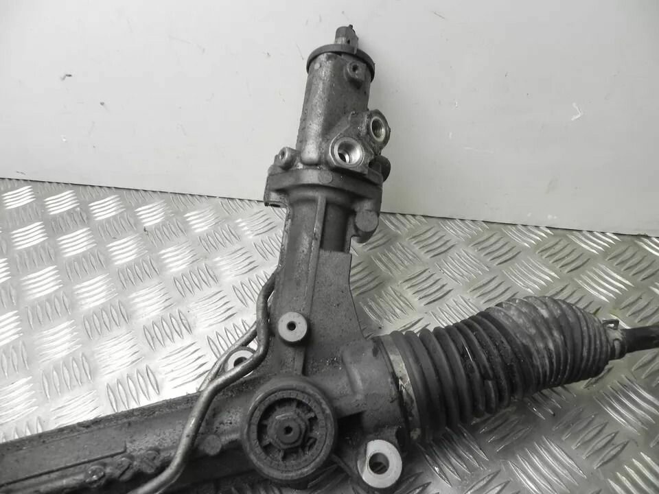BMW E60 5 SERIES Complete steering rack w servotronic