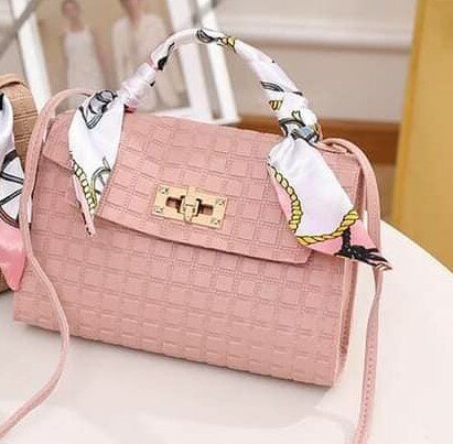 Stylish women's handbag