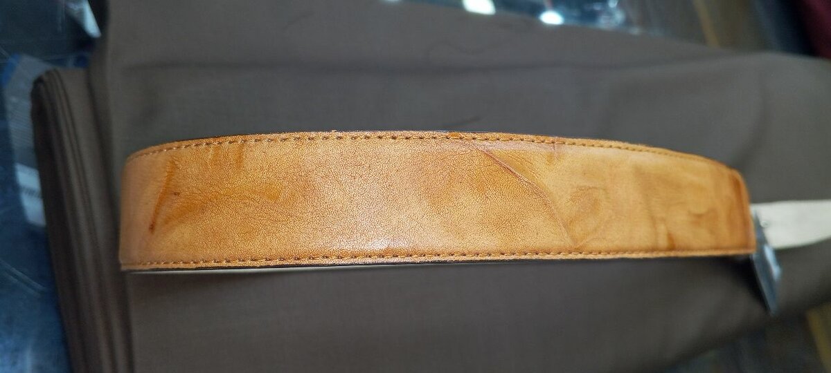Ceinture en cuir élégante homme