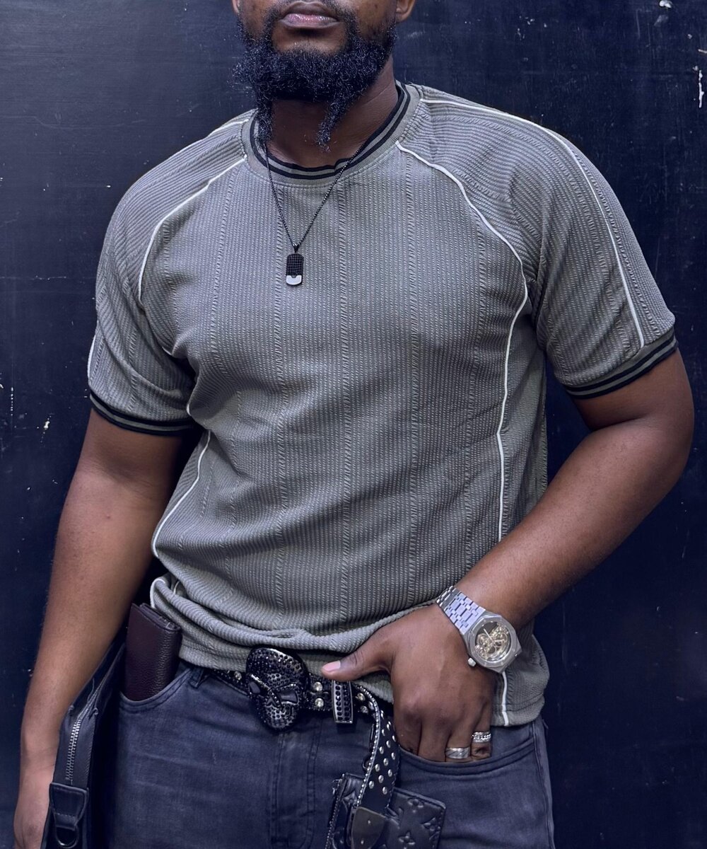 CASUAL SHIRTS NEW STOCK  HIGH QUALITY  ALL SIZES AVAILABLE F