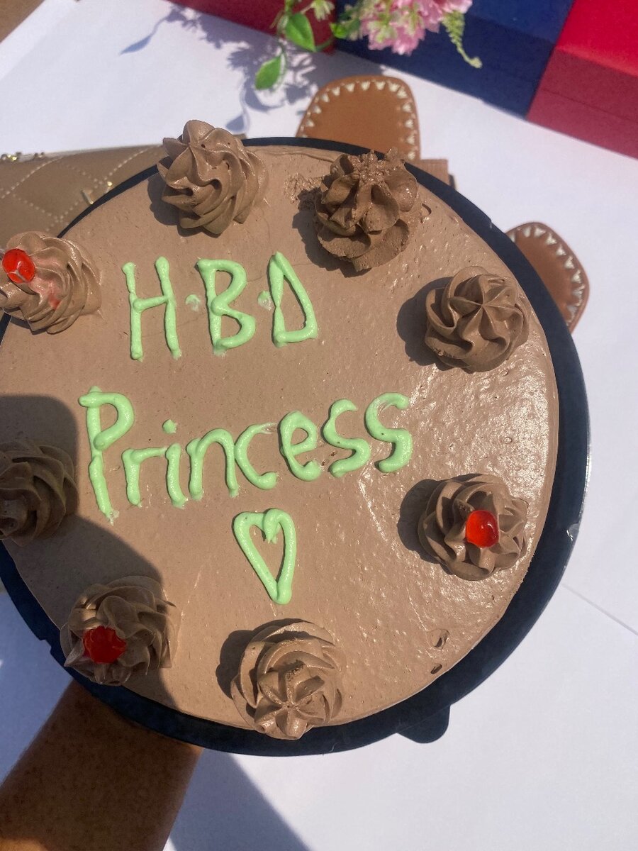 Birthday package + Medium sized Cake