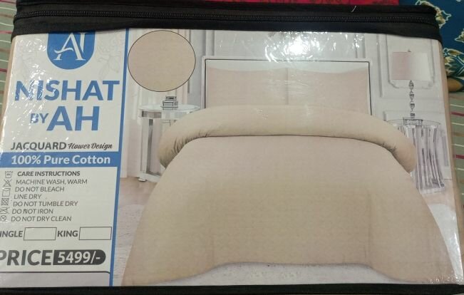 Nishat (JACUARD HOWER DESIGN)100%PURE cotton