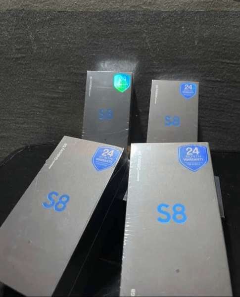 Samsung Galaxy S8 Smartphone