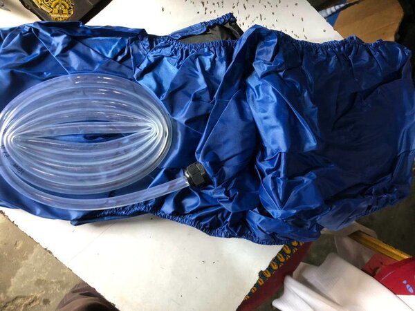 Bâche pour les entretiens de climatiseur