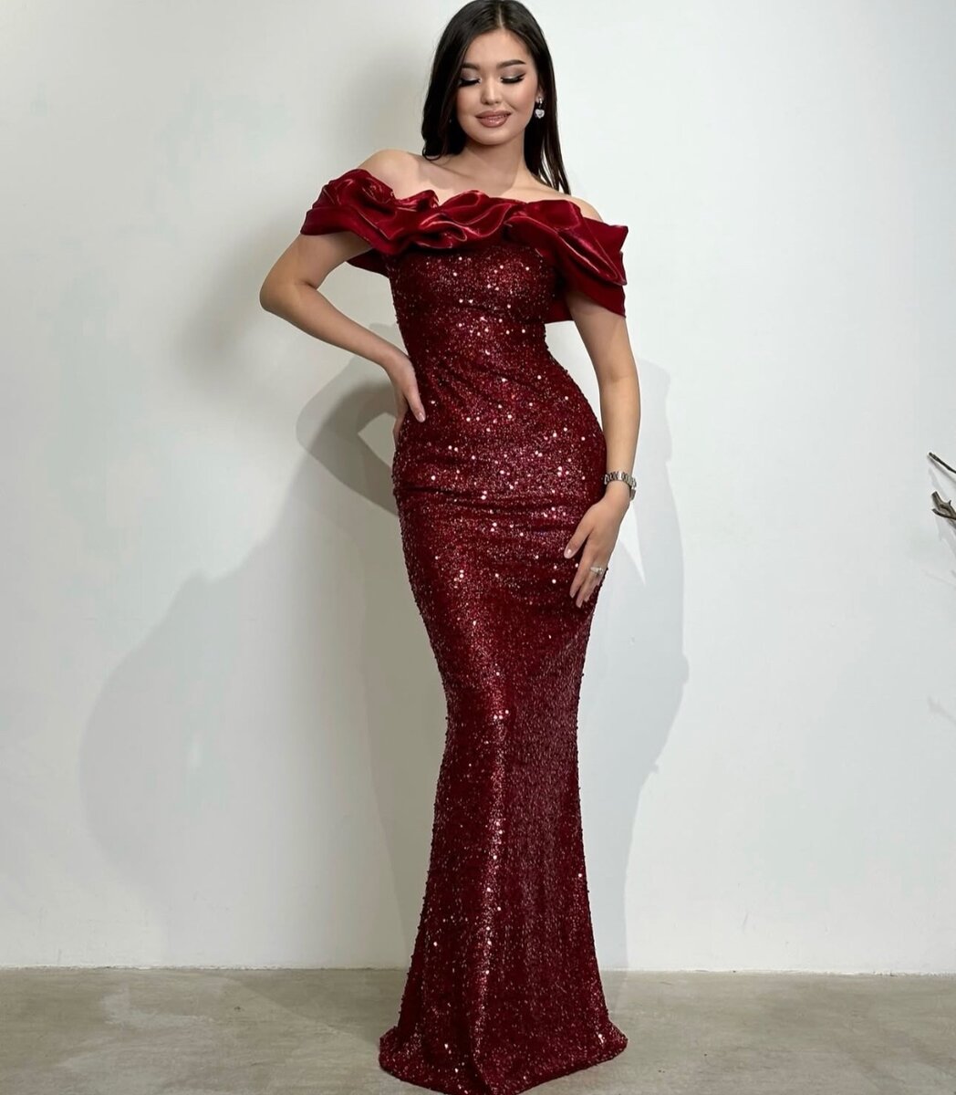 Вечерное платье