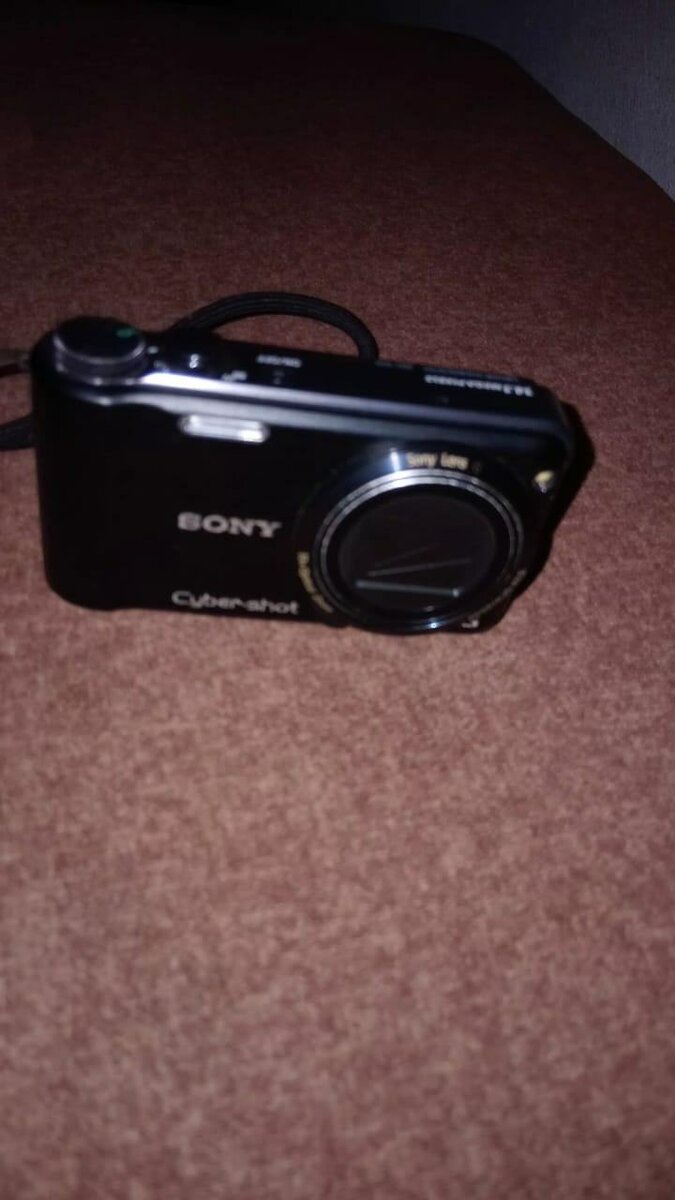 Sony Cyber-shot 14.1 MP