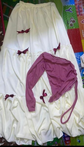 Jupes longue élégante et hauts