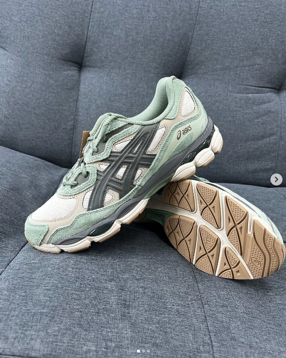 Кроссовки ASICS Gel NYC зеленый,серый,кремовый