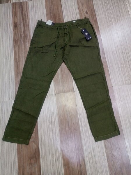 Stylish men's pants green