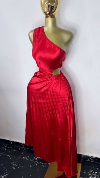 Robe Asymétrique Rouge Glamour
