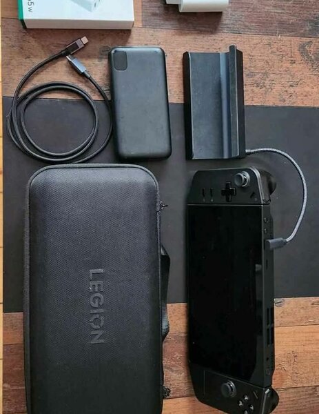 Console portable Legion