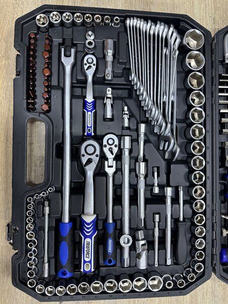 Набор 144 TRIXFORCE 142+2