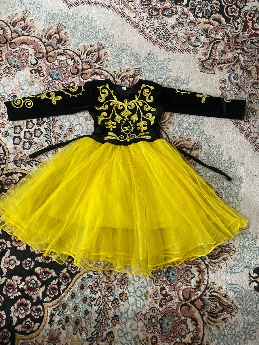 Платье детское праздничное