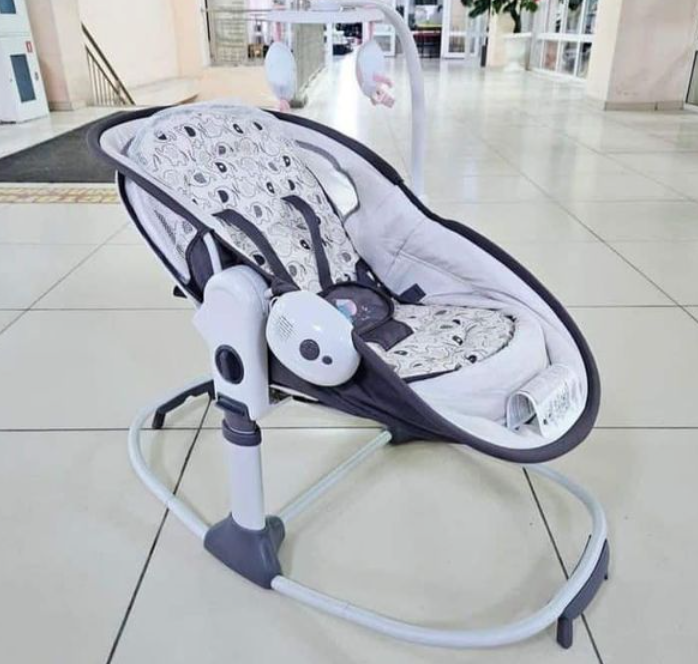 Baby multifunctional bassinet