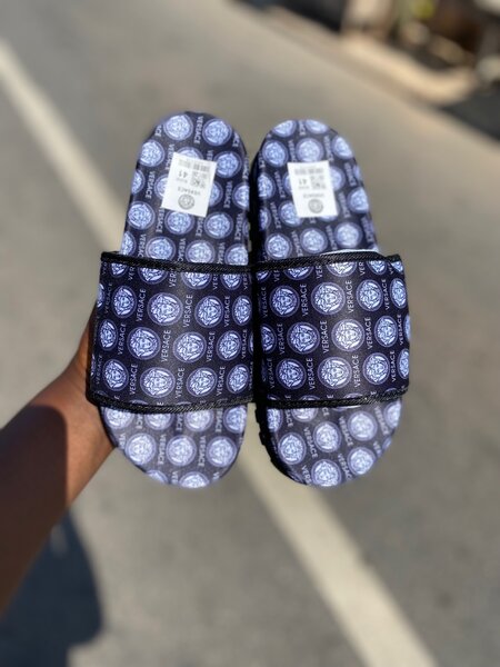 Men slippers