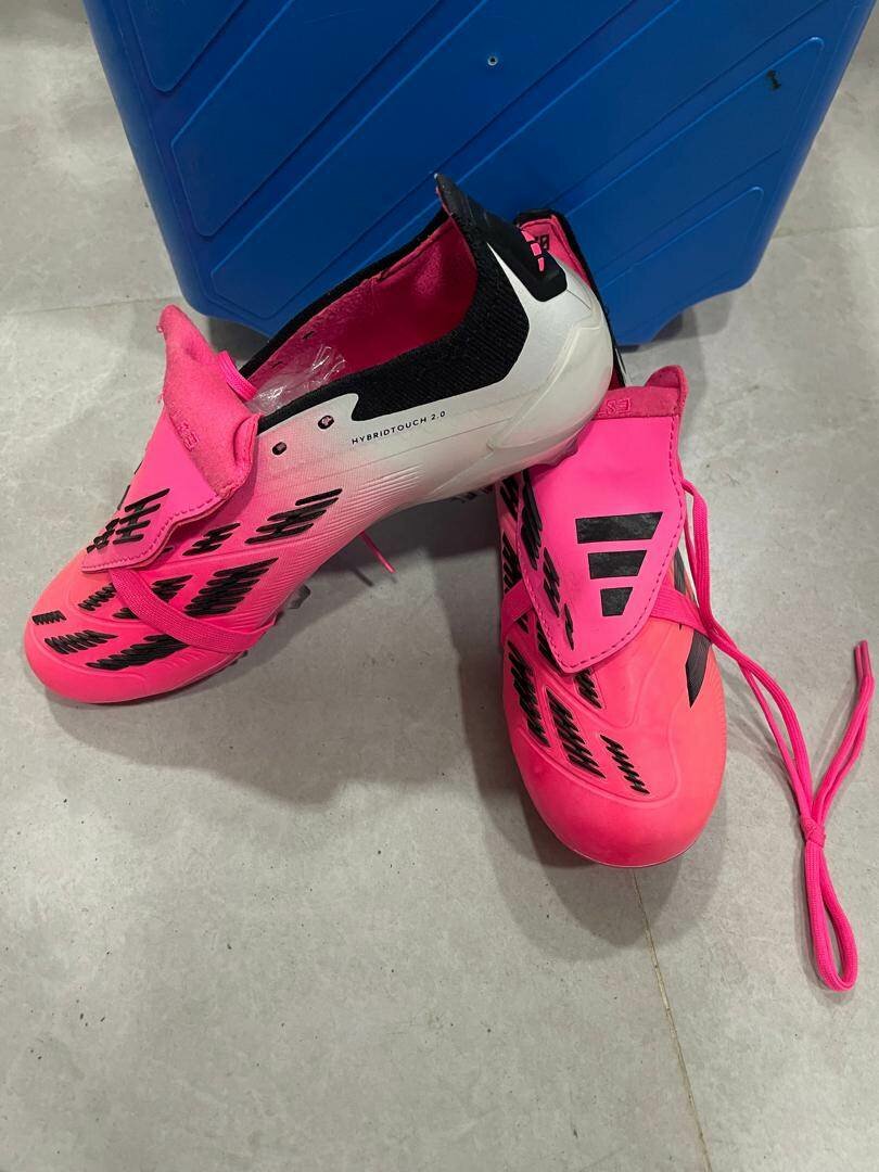 Paire de marque adidas