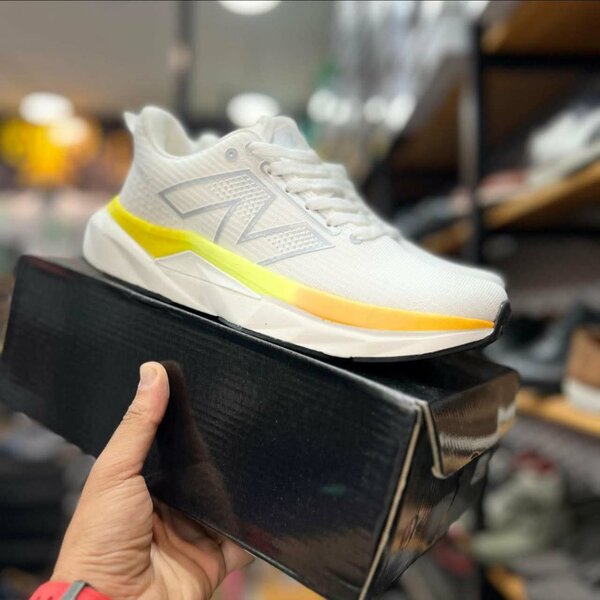 Chaussures de sport blanches