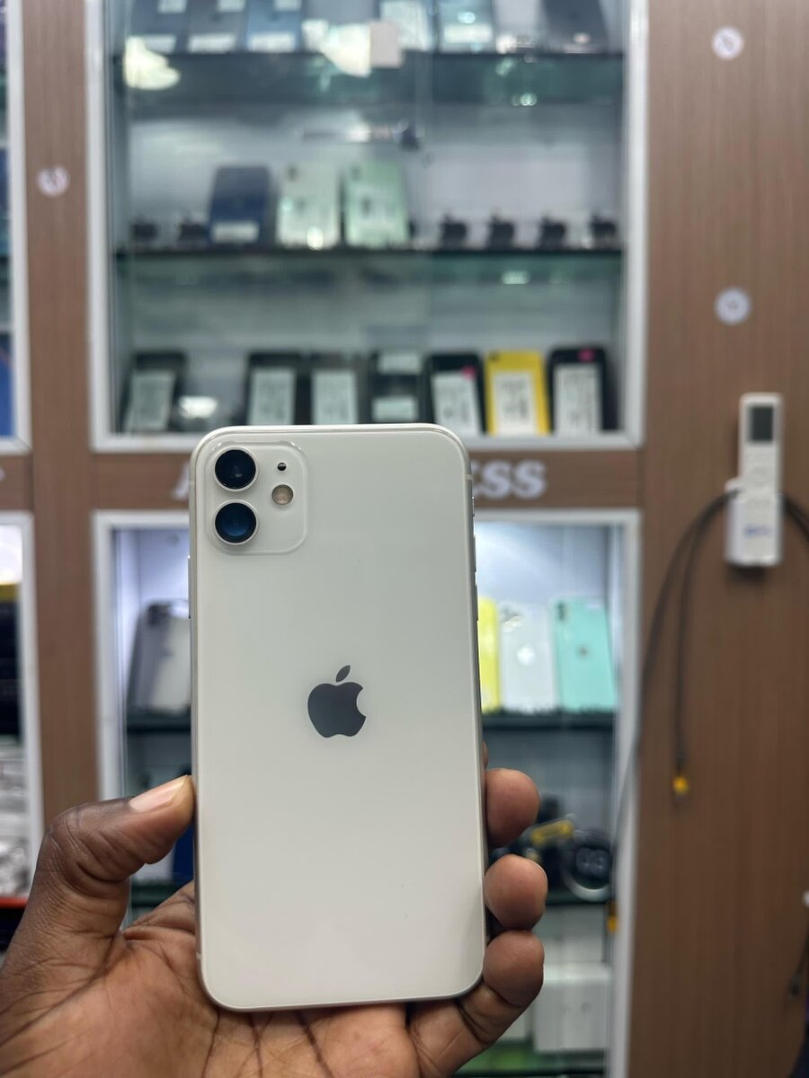 11 simple 64gb sans id