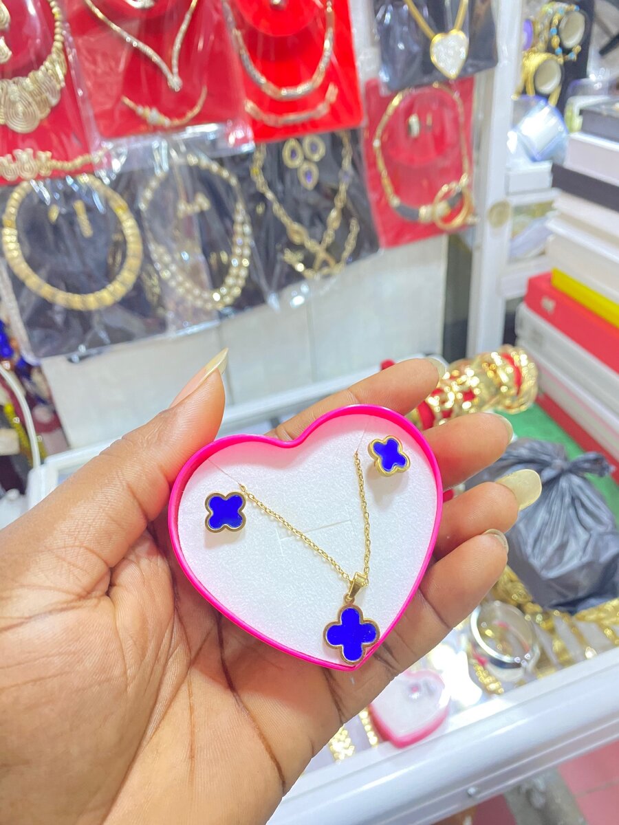 Stainless steel chain