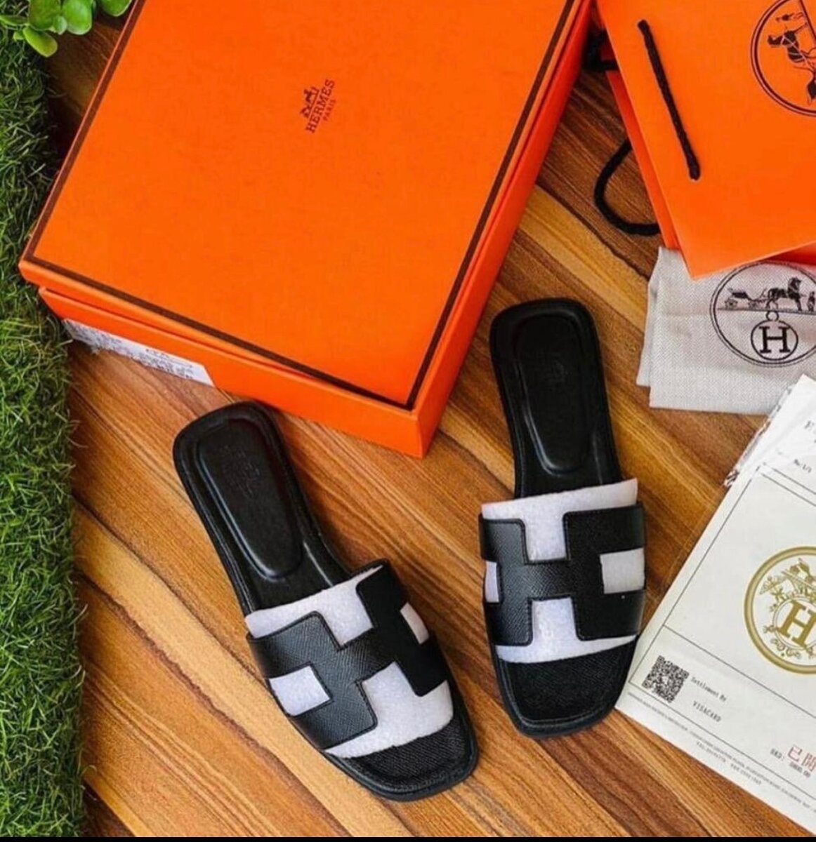 Hermes slippers