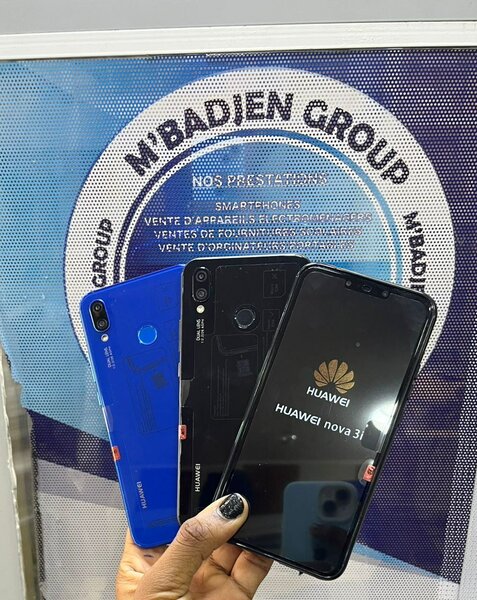 Huawei Nova 3i original Quasi neuf ROM 128GB RAM 6GB