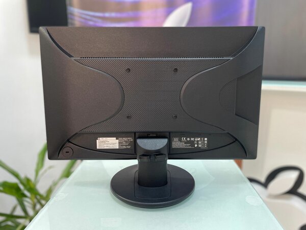 Écran hp V214a + port HDMI