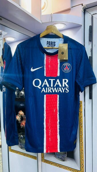 Maillots de football de clubs