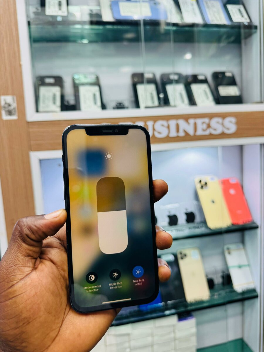 12 simple 64Go sans id