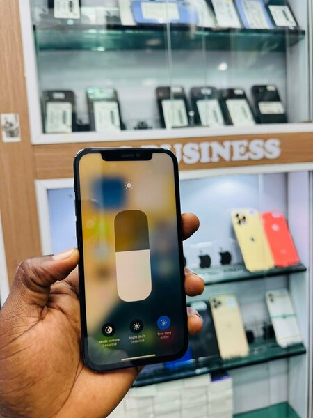 12 simple 64Go sans id